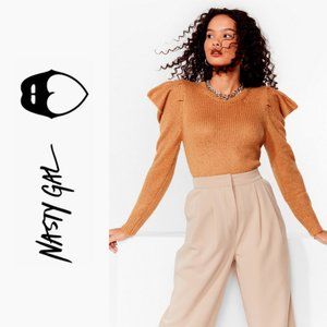 NWT Knitted Ruffle Puff Sleeve Sweater - M